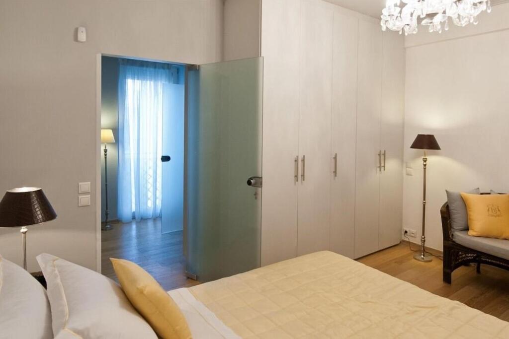 Acropolis Luxury Apartment With Balcony Atenas Exterior foto